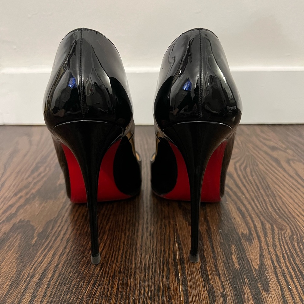 Christian Louboutin So Kate Pumps - Picture 4 of 7